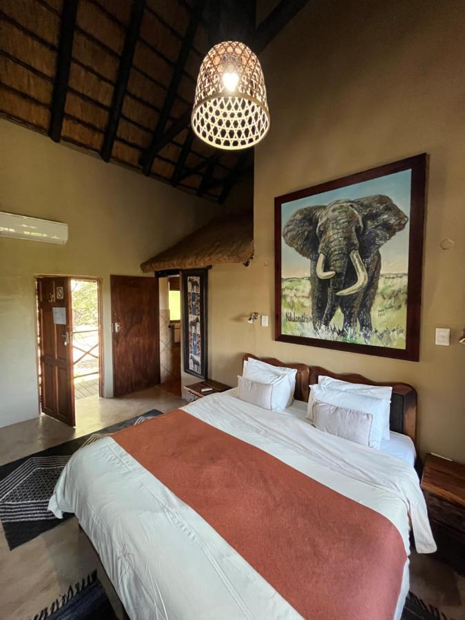 Crocodile Kruger Safari Lodge Marloth Park Extérieur photo