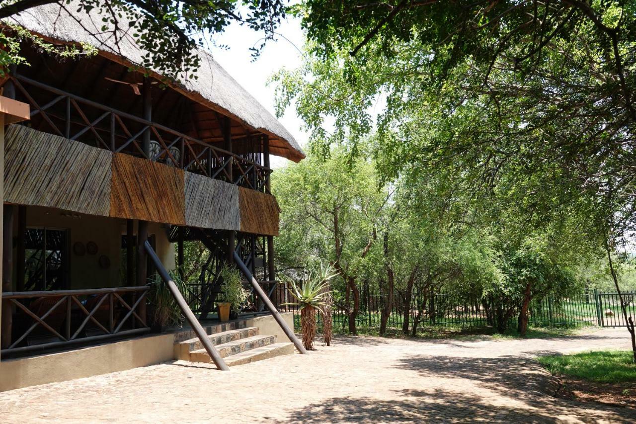 Crocodile Kruger Safari Lodge Marloth Park Extérieur photo